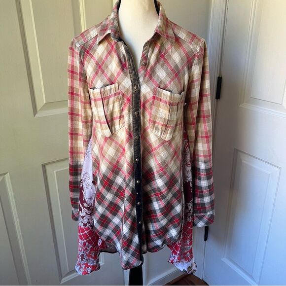 Aratta Silent Journey Floral Plaid Long Sleeve Pink Gray Button-Up Shirt Size XS - Picture 1 of 7